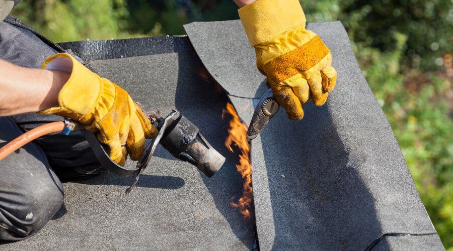 Expert Emergency Roof Repairs services in Ashton, NE